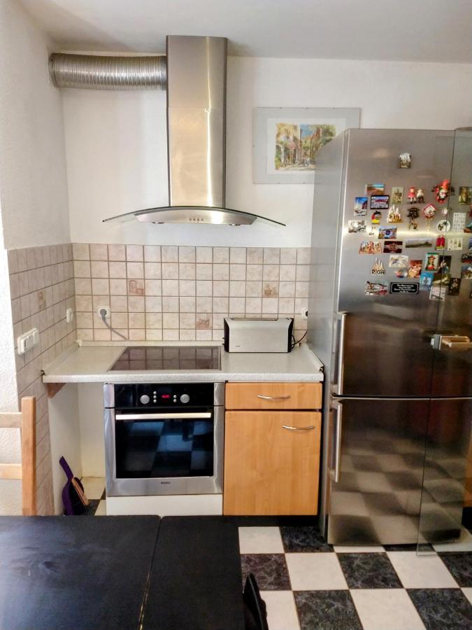 Julia'S Monteur Oase - Premium Apartment Exklusiv Fuer Solo-Reisende エネペータール エクステリア 写真