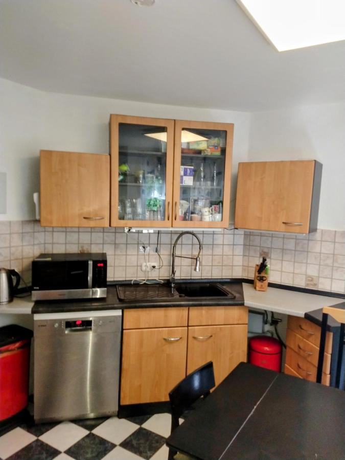 Julia'S Monteur Oase - Premium Apartment Exklusiv Fuer Solo-Reisende エネペータール エクステリア 写真