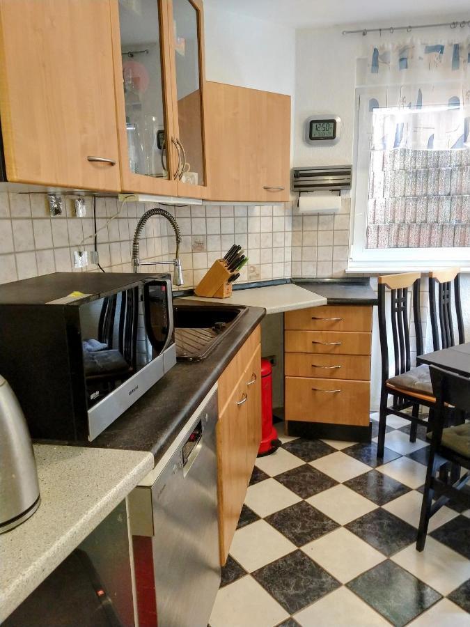 Julia'S Monteur Oase - Premium Apartment Exklusiv Fuer Solo-Reisende エネペータール エクステリア 写真
